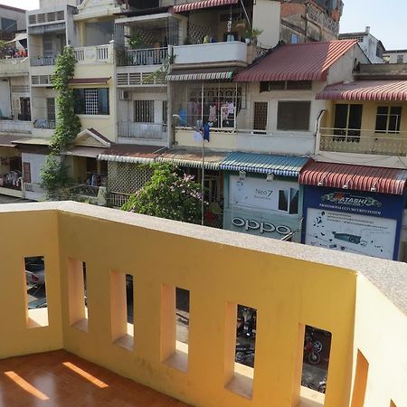 Jun Jun Guesthouse Phnom Penh Dış mekan fotoğraf