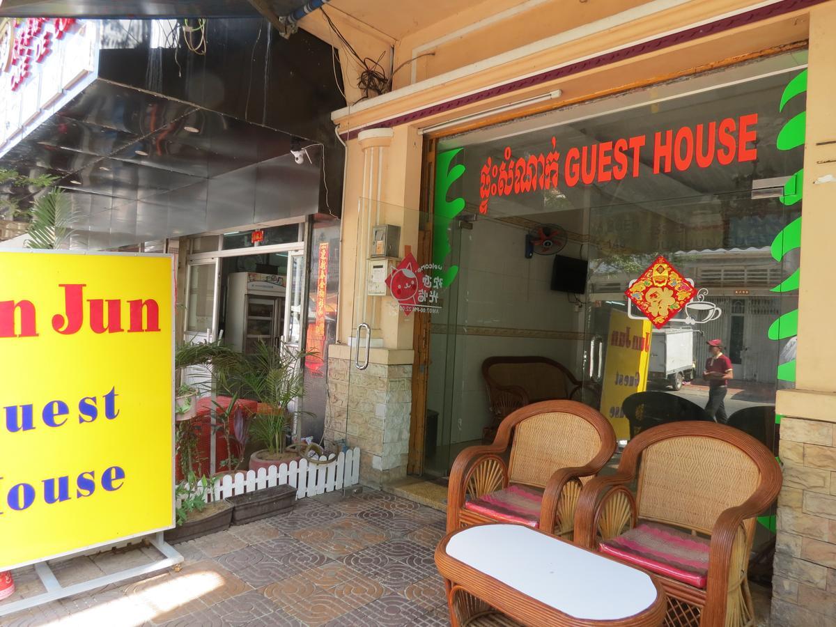 Jun Jun Guesthouse Phnom Penh Dış mekan fotoğraf