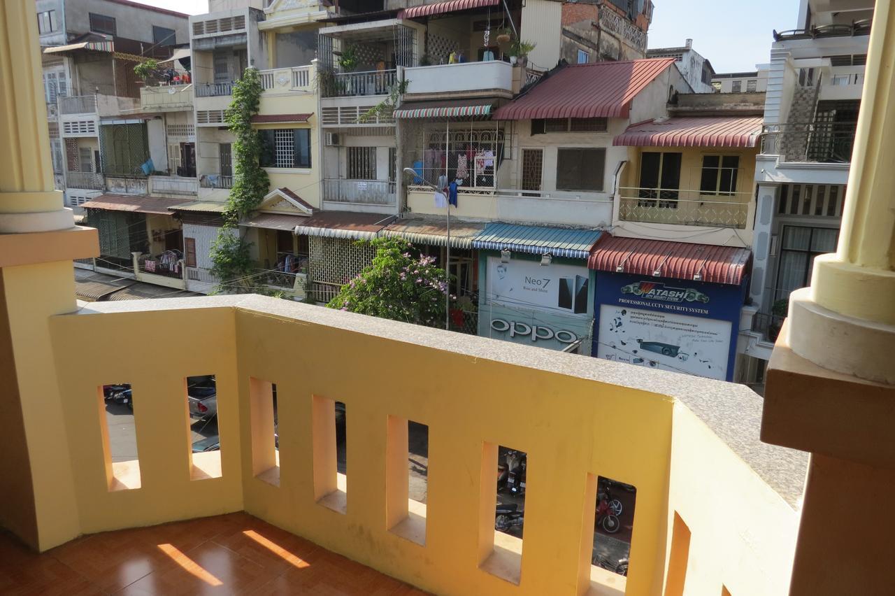Jun Jun Guesthouse Phnom Penh Dış mekan fotoğraf